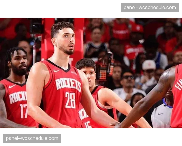 湖人96-115不敌火箭，詹姆斯手肘受伤打乱攻防节奏